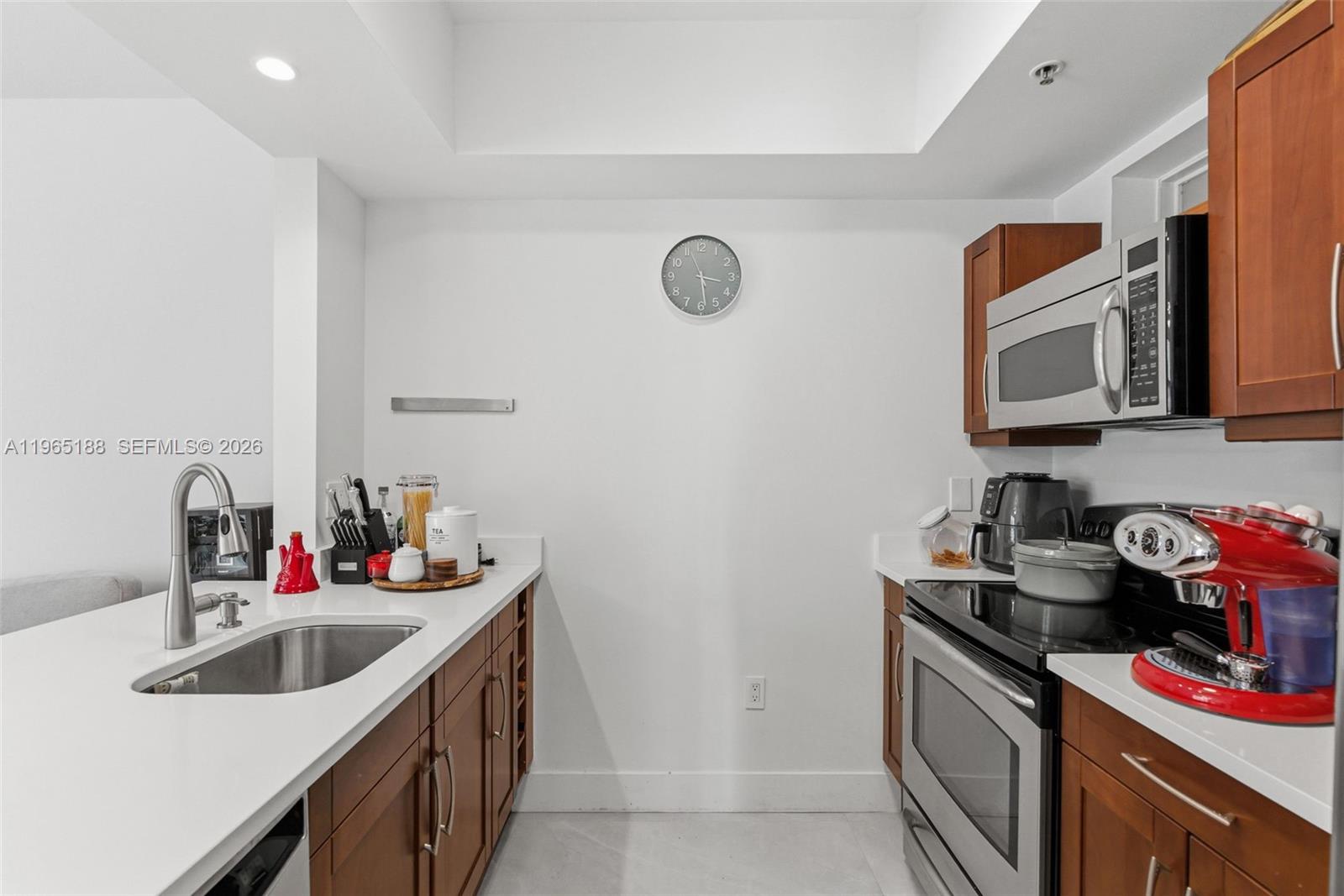 7290 SW 90th St #209 Miami, FL 33156