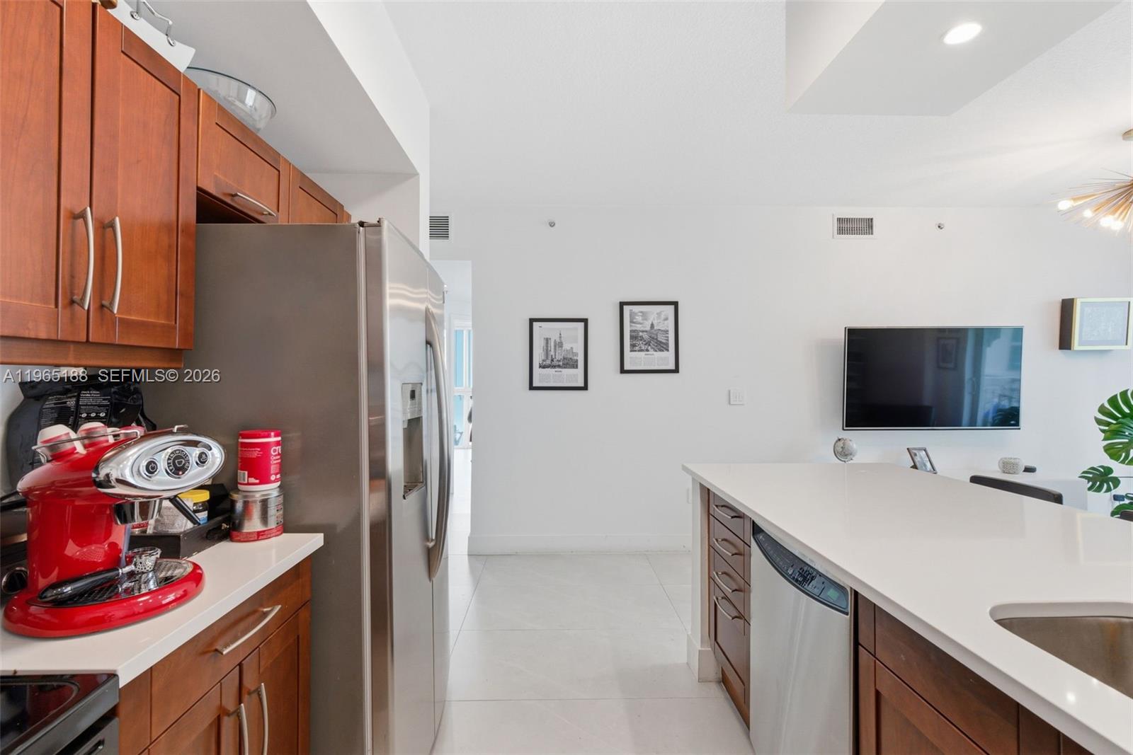 7290 SW 90th St #209 Miami, FL 33156