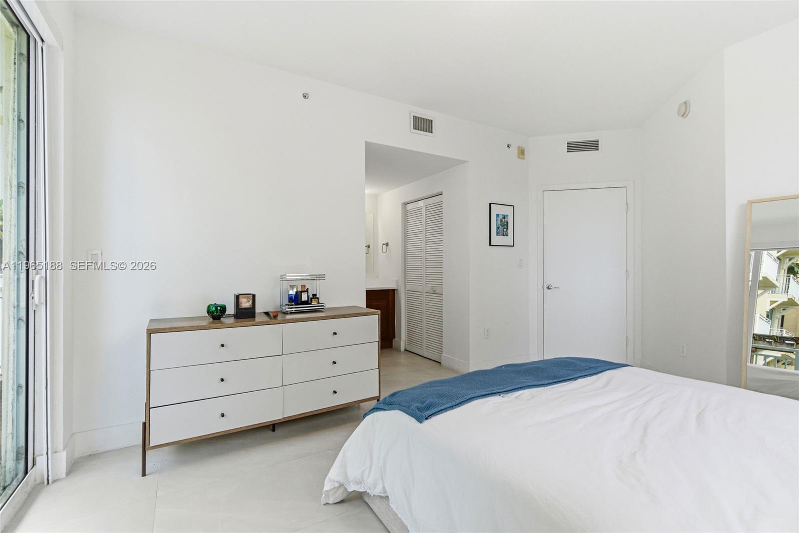 7290 SW 90th St #209 Miami, FL 33156