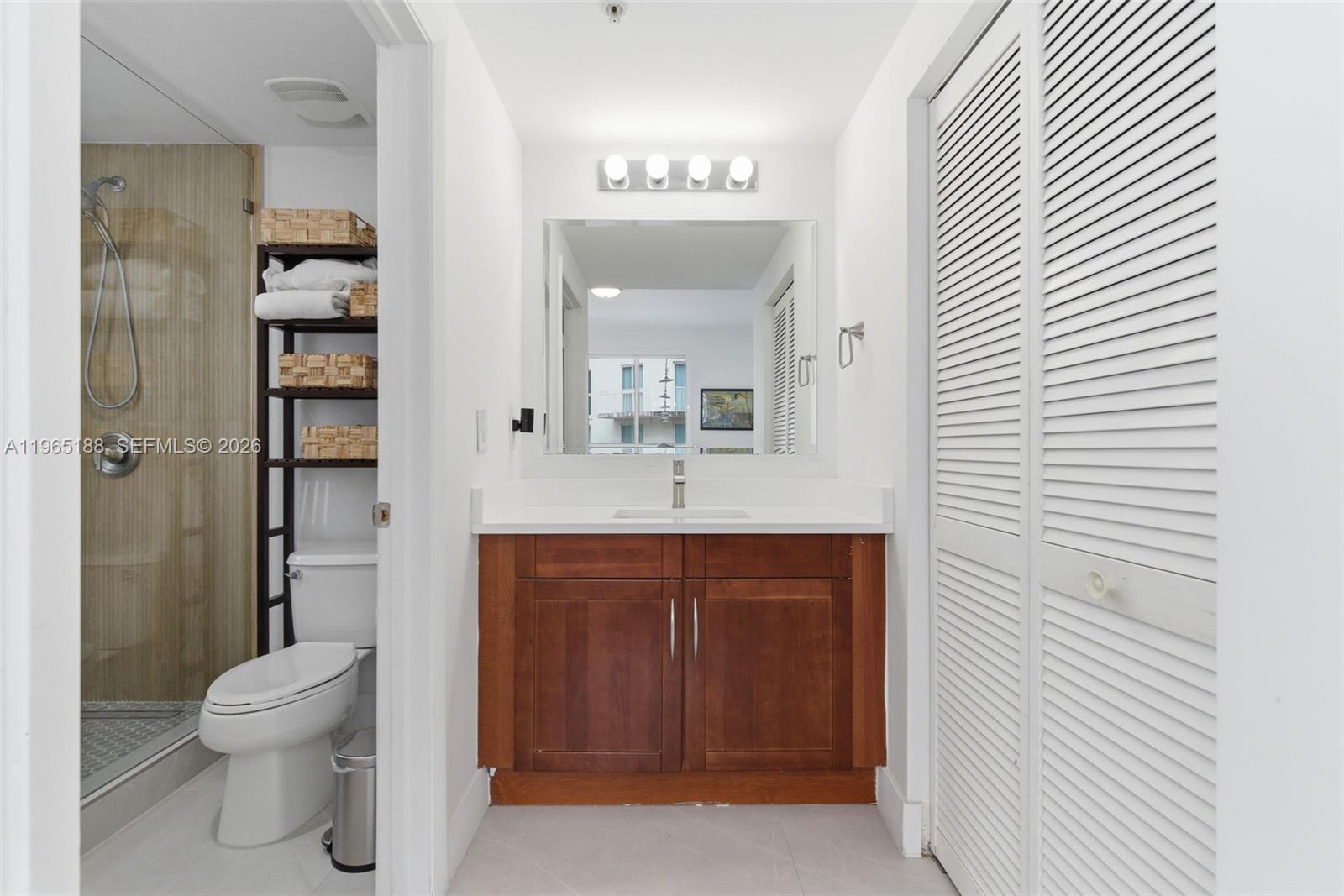 7290 SW 90th St #209 Miami, FL 33156