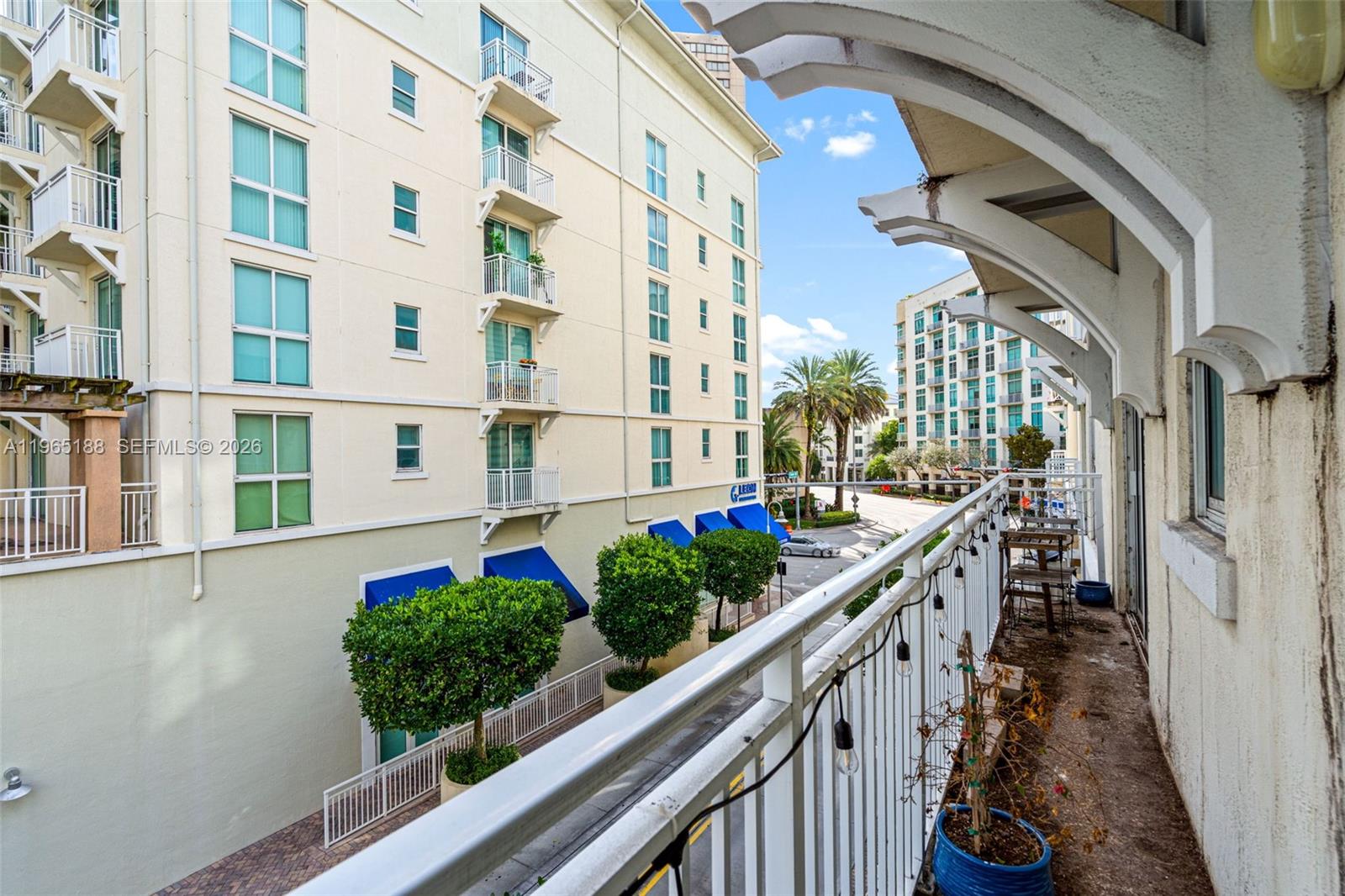 7290 SW 90th St #209 Miami, FL 33156