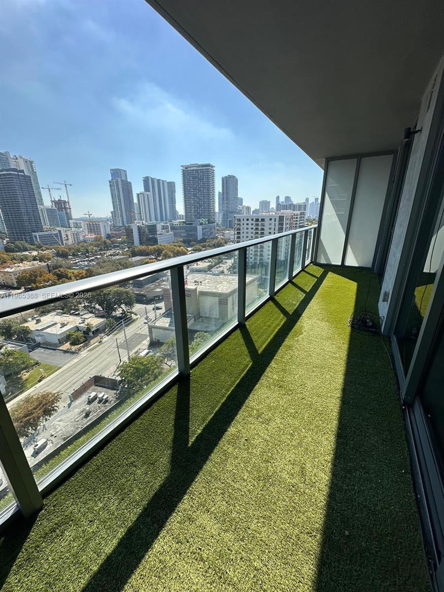 image Hyde Midtown14