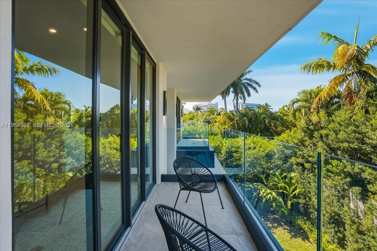 4354 Alton Rd Miami Beach, FL 33140