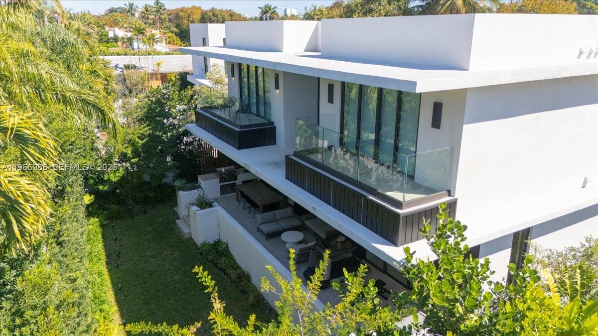 4354 Alton Rd Miami Beach, FL 33140