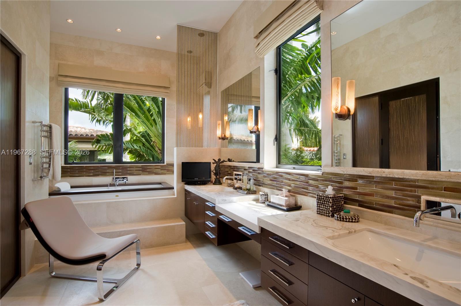 34 W Dilido Dr Miami Beach, FL 33139