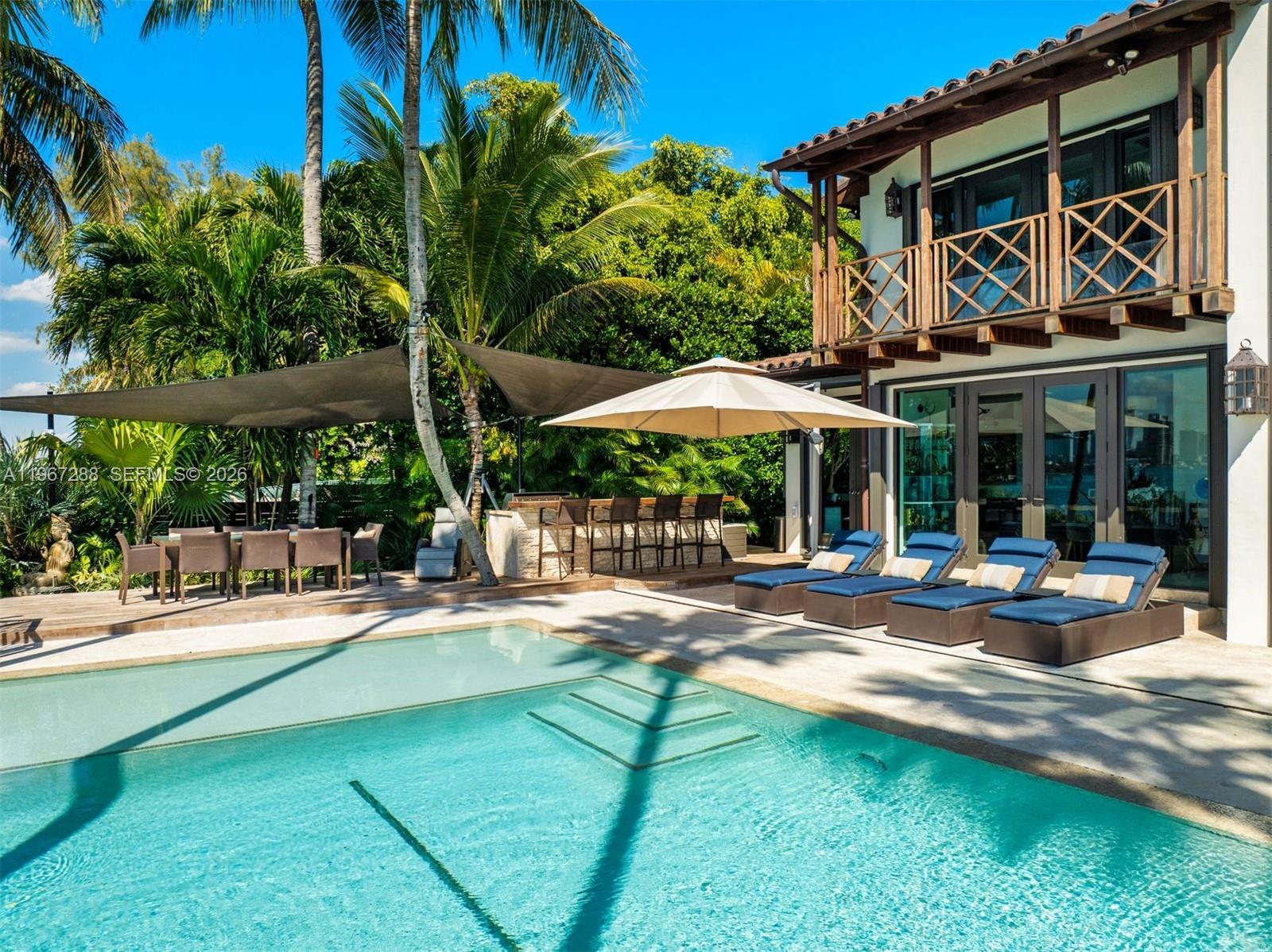 34 W Dilido Dr Miami Beach, FL 33139