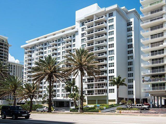 5700 Collins Ave #12K Miami Beach, FL 33140
