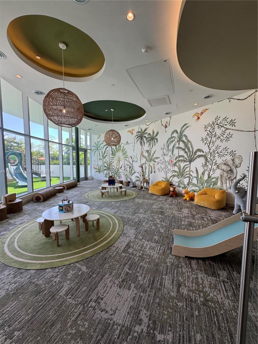 700 NE 24th St #1103 Miami, FL 33137