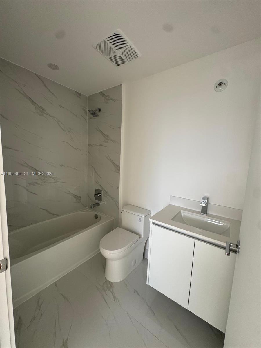 700 NE 24th St #1103 Miami, FL 33137