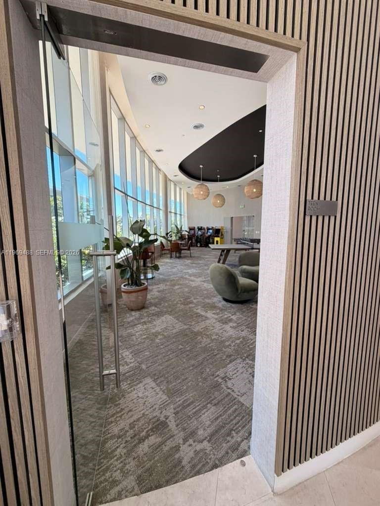 700 NE 24th St #1103 Miami, FL 33137