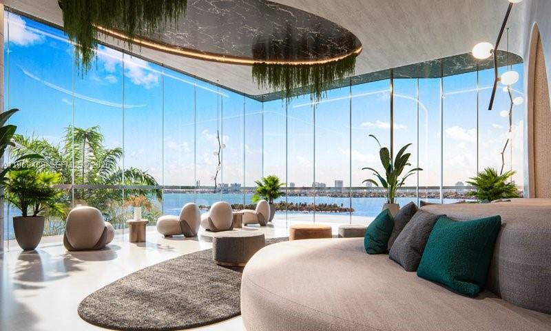 700 NE 24th St #1103 Miami, FL 33137