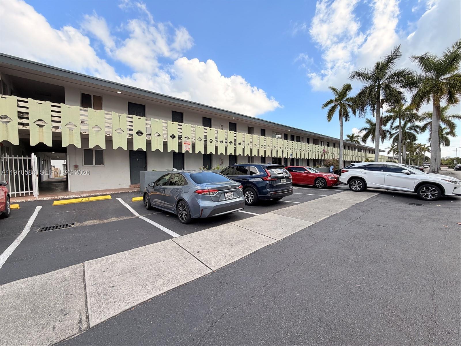 941 NE 169th St #120