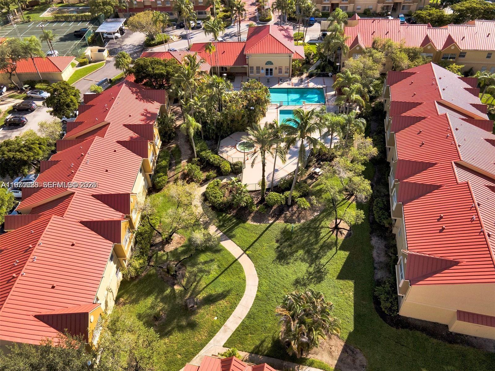 18336 NW 68th Ave #I Hialeah, FL 33015