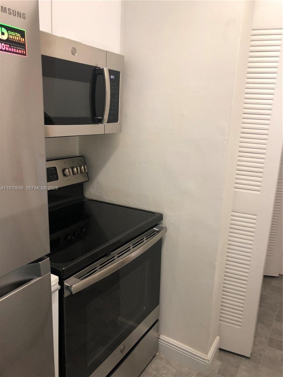 18336 NW 68th Ave #I Hialeah, FL 33015