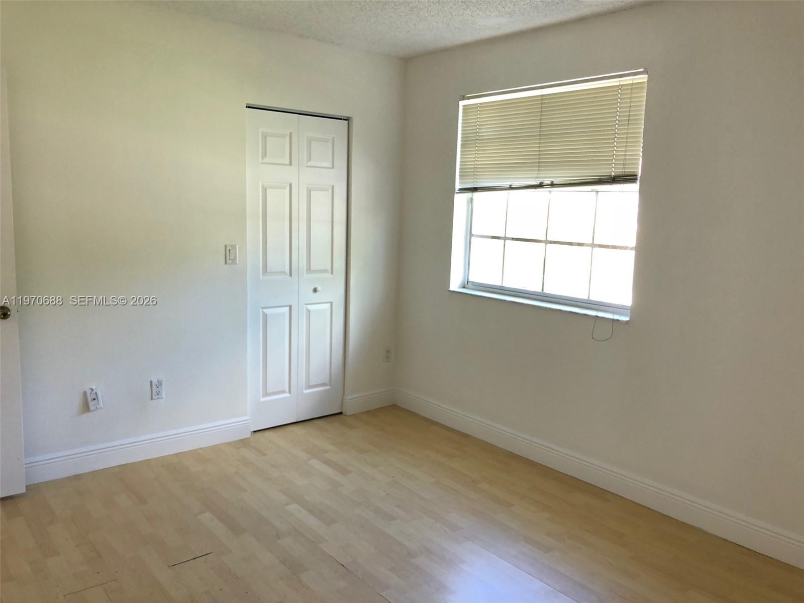 18336 NW 68th Ave #I Hialeah, FL 33015