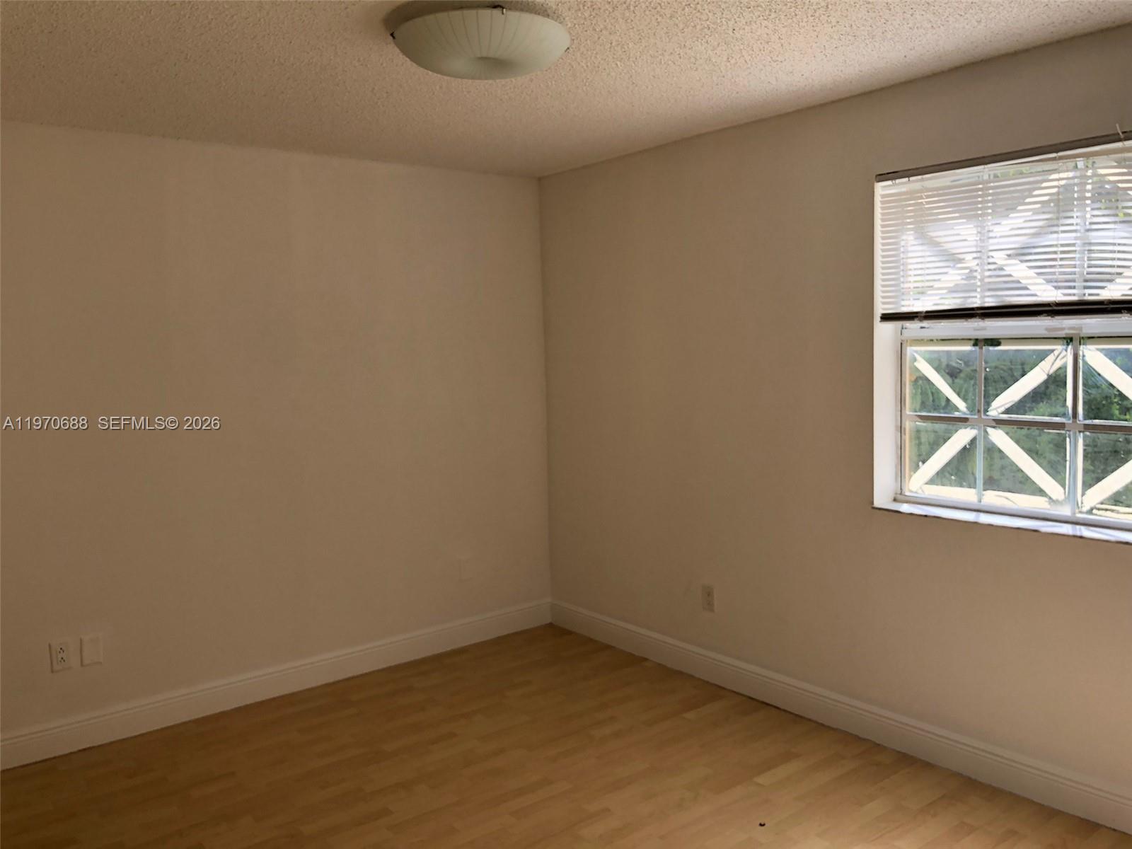 18336 NW 68th Ave #I Hialeah, FL 33015