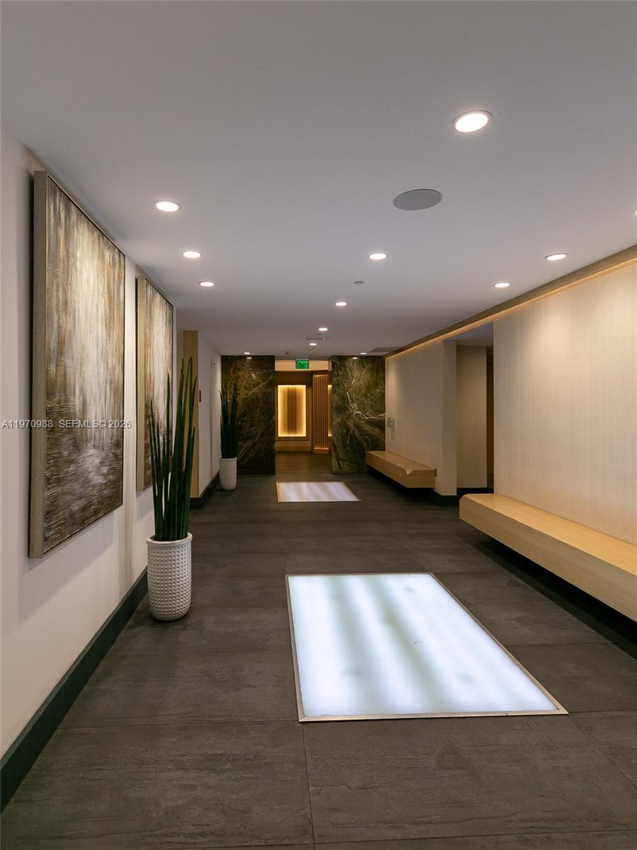 image The Ivy at Riverfront3