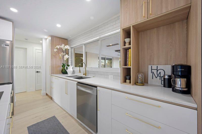 1810 SW 6th Ave Pompano Beach, FL 33060