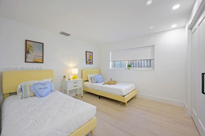 1810 SW 6th Ave Pompano Beach, FL 33060