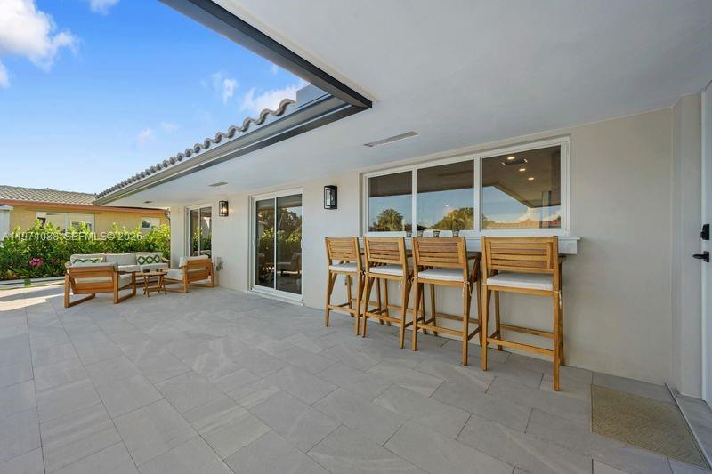 1810 SW 6th Ave Pompano Beach, FL 33060