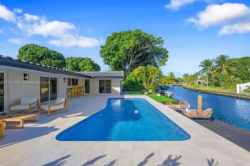 1810 SW 6th Ave Pompano Beach, FL 33060