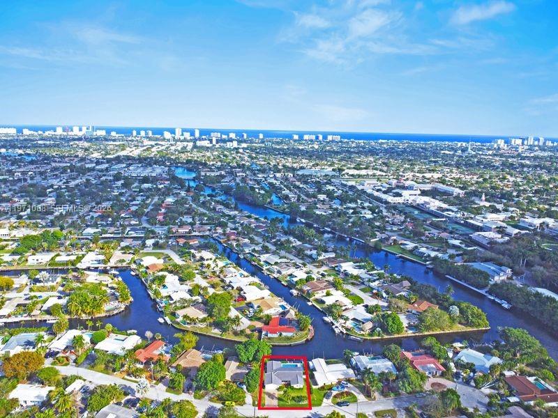 1810 SW 6th Ave Pompano Beach, FL 33060