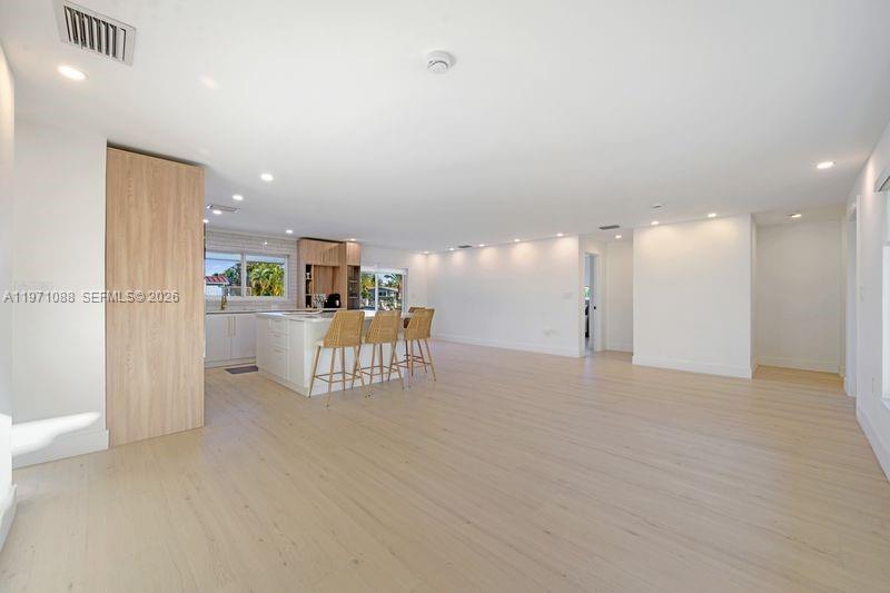 1810 SW 6th Ave Pompano Beach, FL 33060