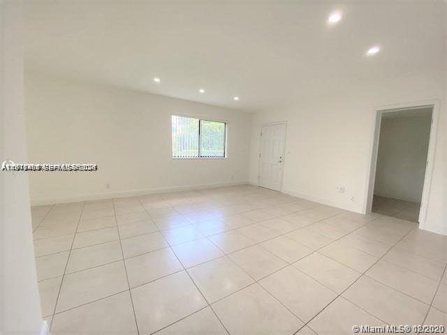 3400 S Le Jeune Rd #3404 Coral Gables, FL 33134