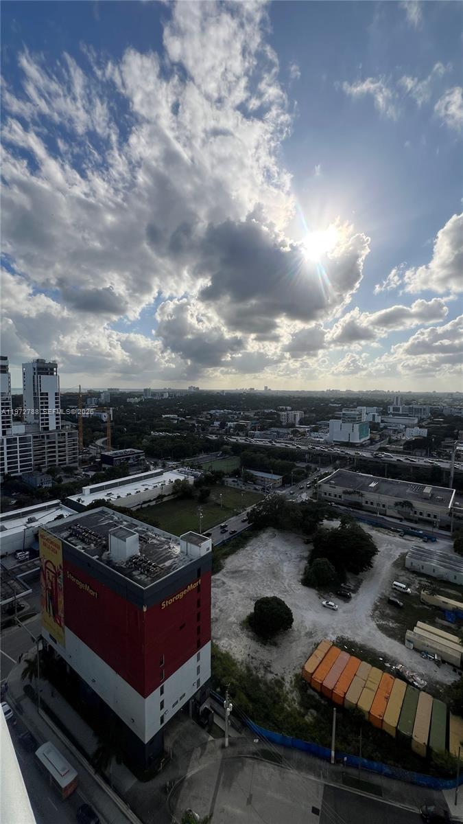 185 SW 7th St #2202 Miami, FL 33130