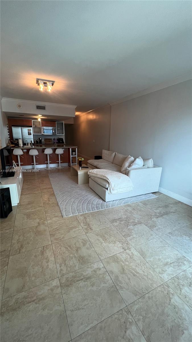 185 SW 7th St #2202 Miami, FL 33130