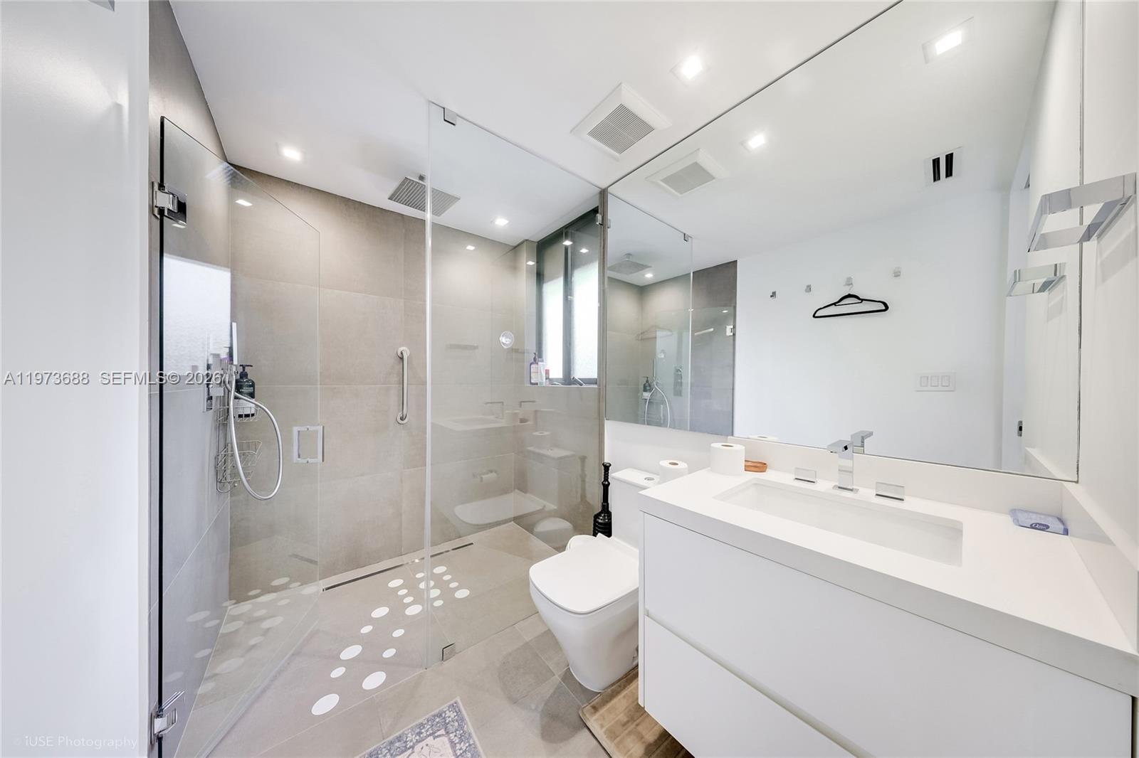 2815 Regatta Ave Miami Beach, FL 33140