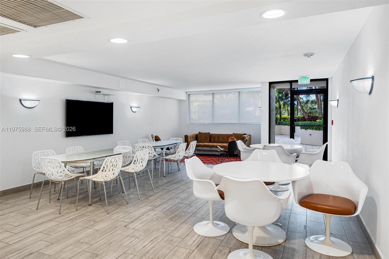 170 Ocean Ln Dr #310 Key Biscayne, FL 33149