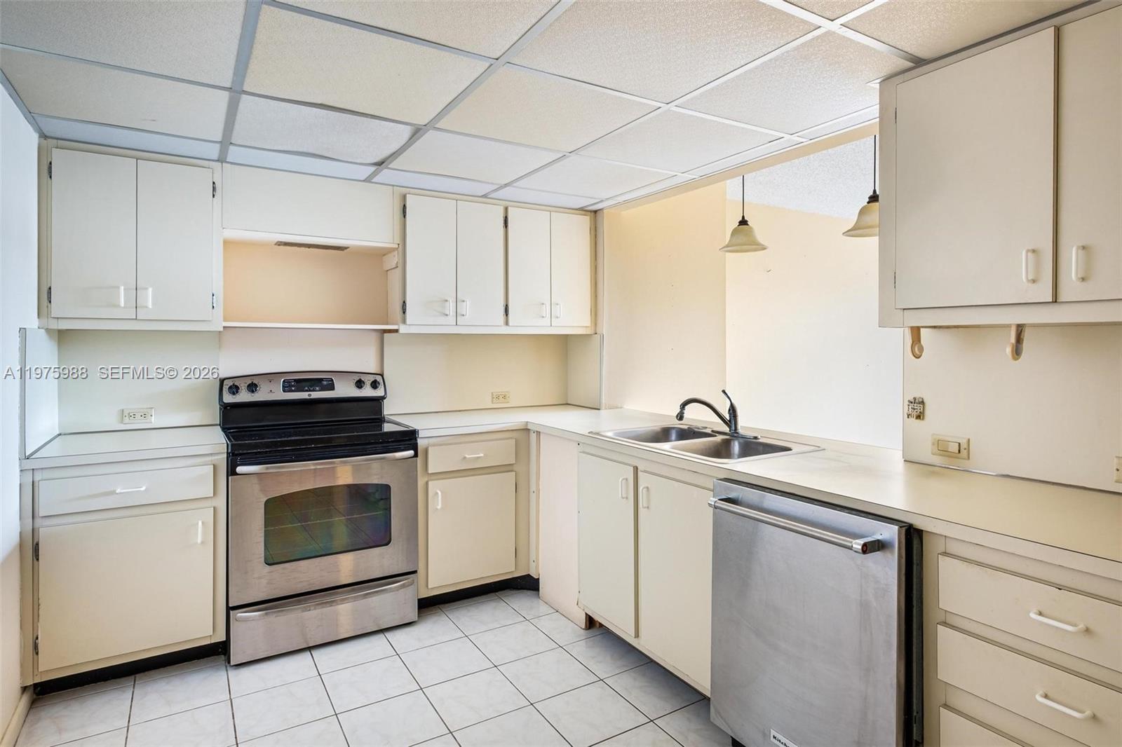 170 Ocean Ln Dr #310 Key Biscayne, FL 33149