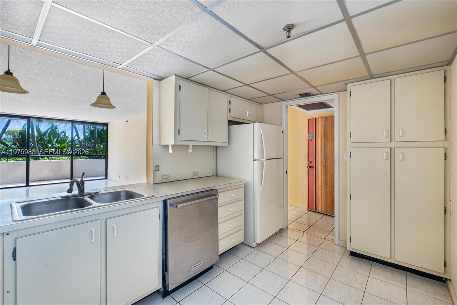 170 Ocean Ln Dr #310 Key Biscayne, FL 33149