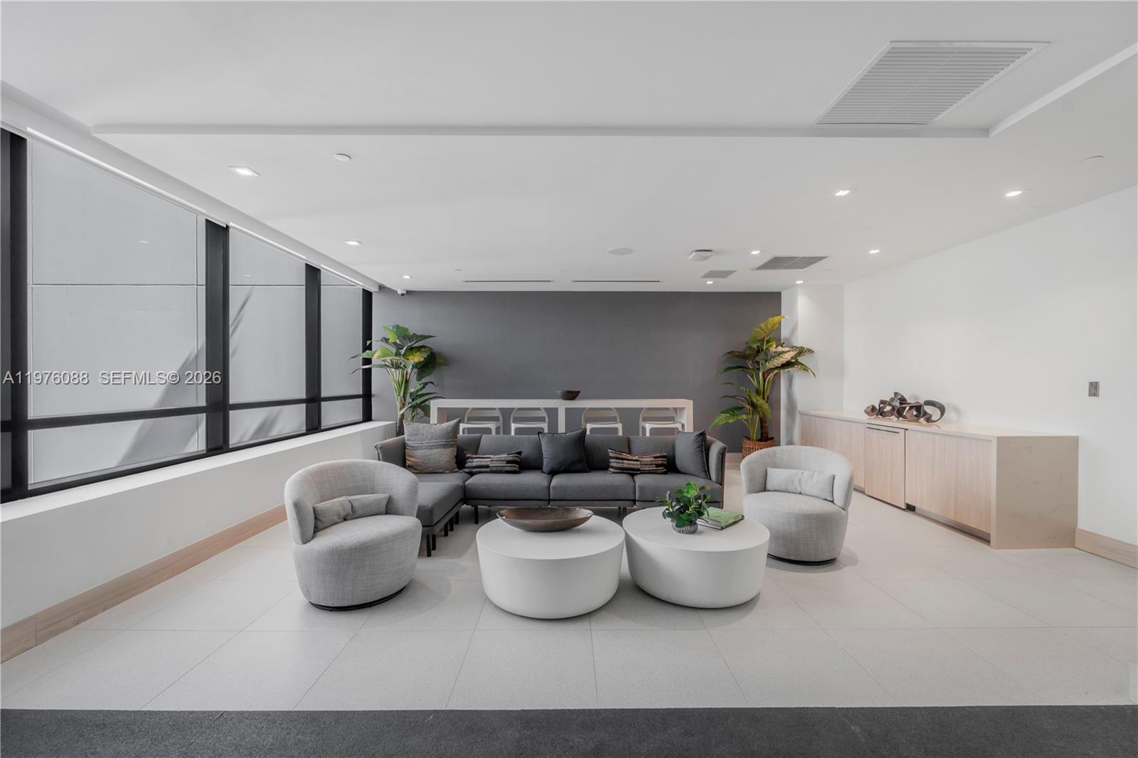 225 N Miami #3009 Miami, FL 33128