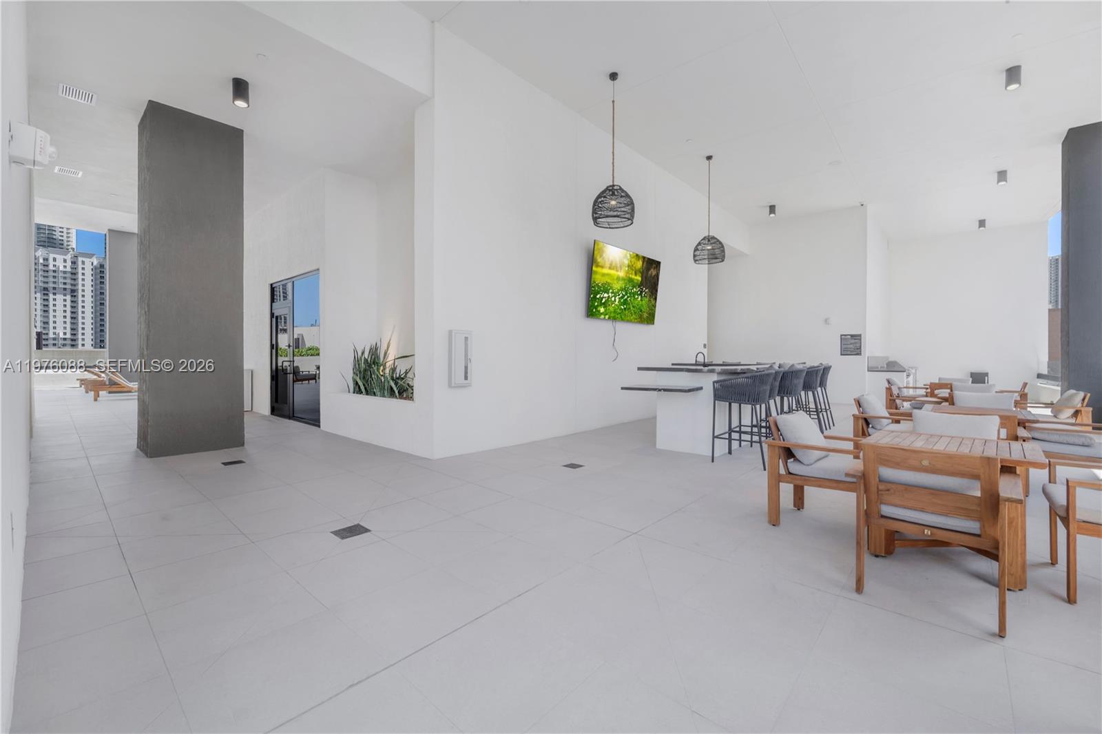 225 N Miami #3009 Miami, FL 33128