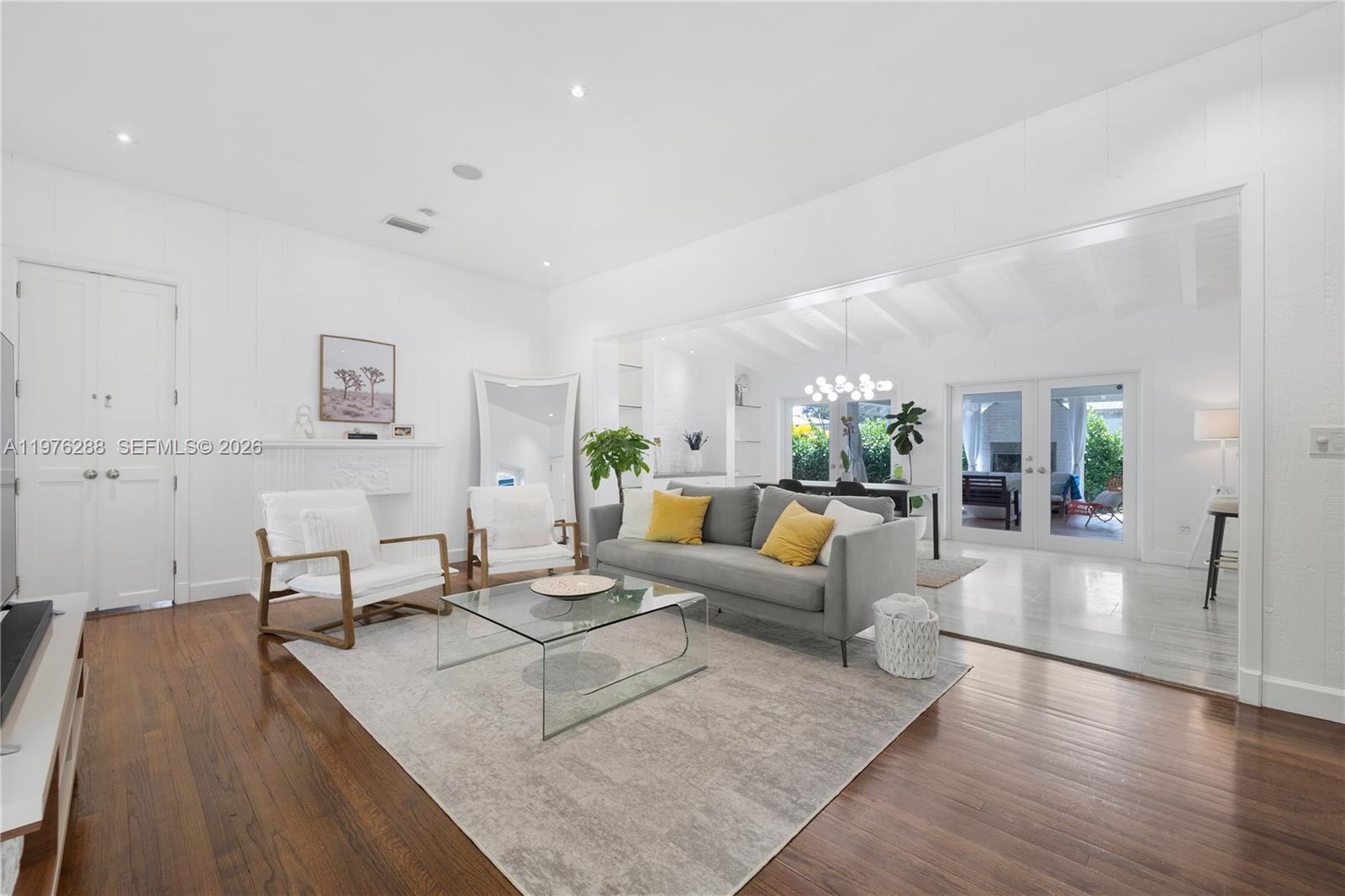 1098 NE 99th St Miami Shores, FL 33138