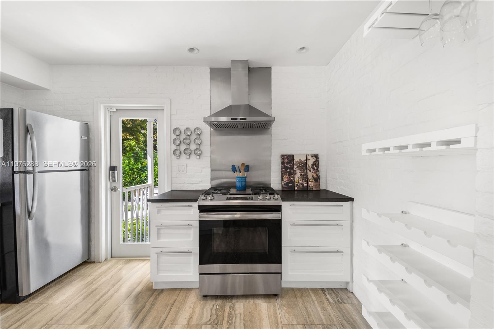 1098 NE 99th St Miami Shores, FL 33138