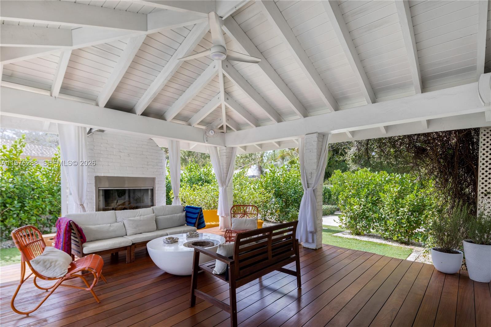 1098 NE 99th St Miami Shores, FL 33138