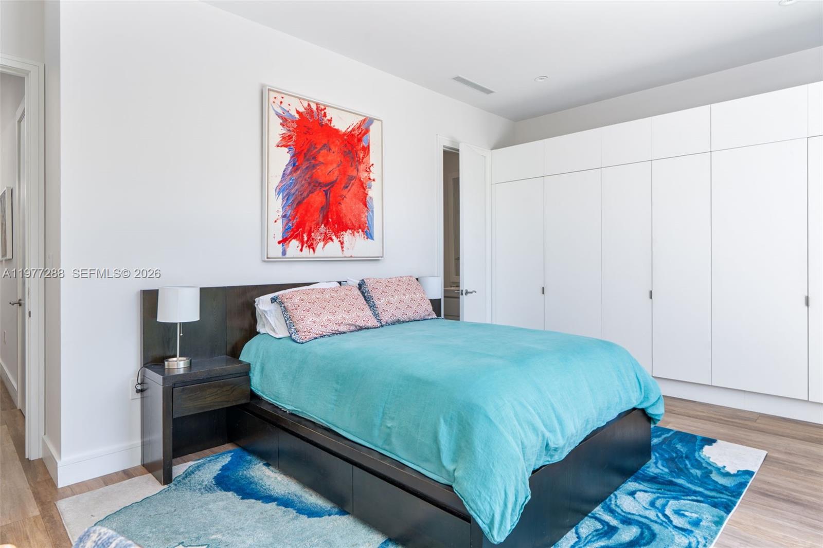 2977 Bridgeport Ave Miami, FL 33133