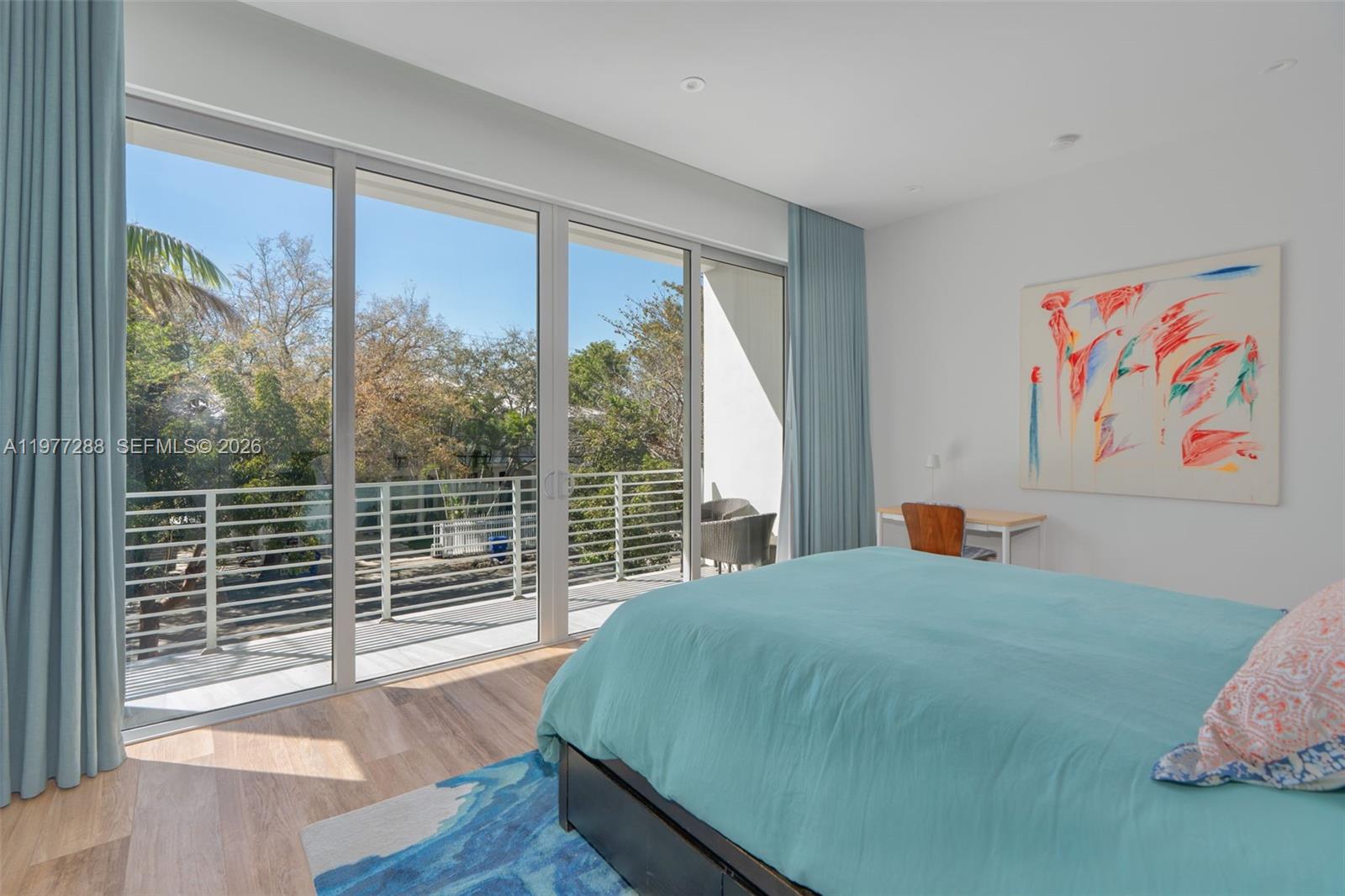 2977 Bridgeport Ave Miami, FL 33133