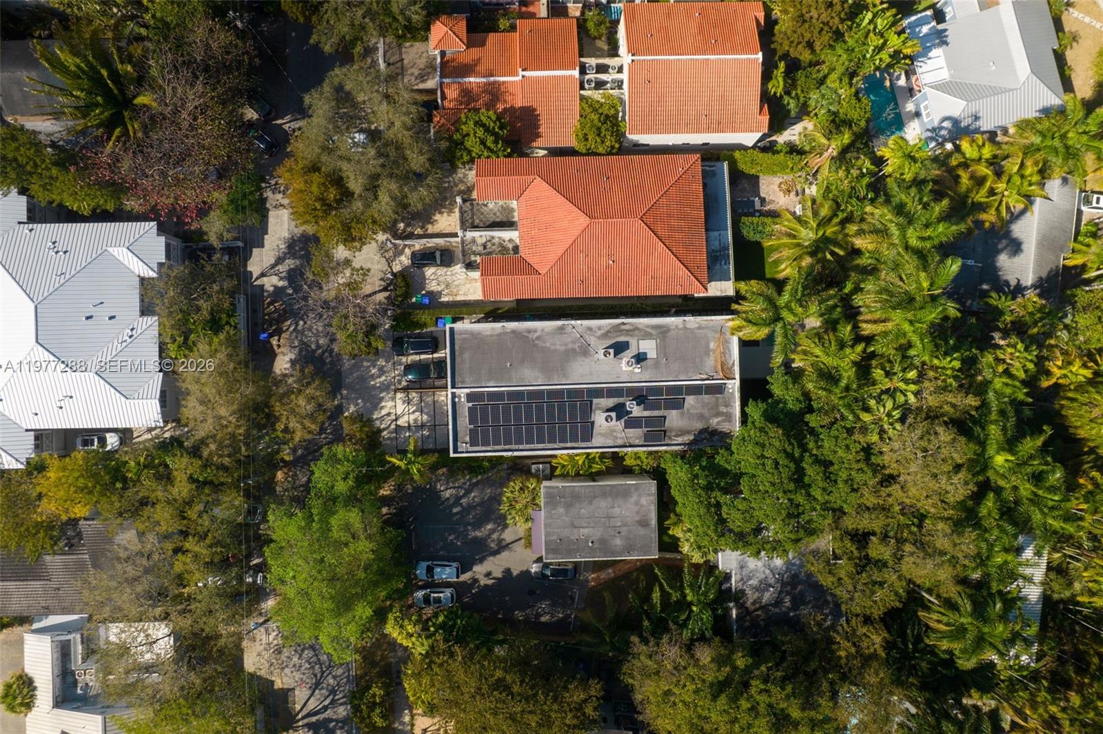 2977 Bridgeport Ave Miami, FL 33133