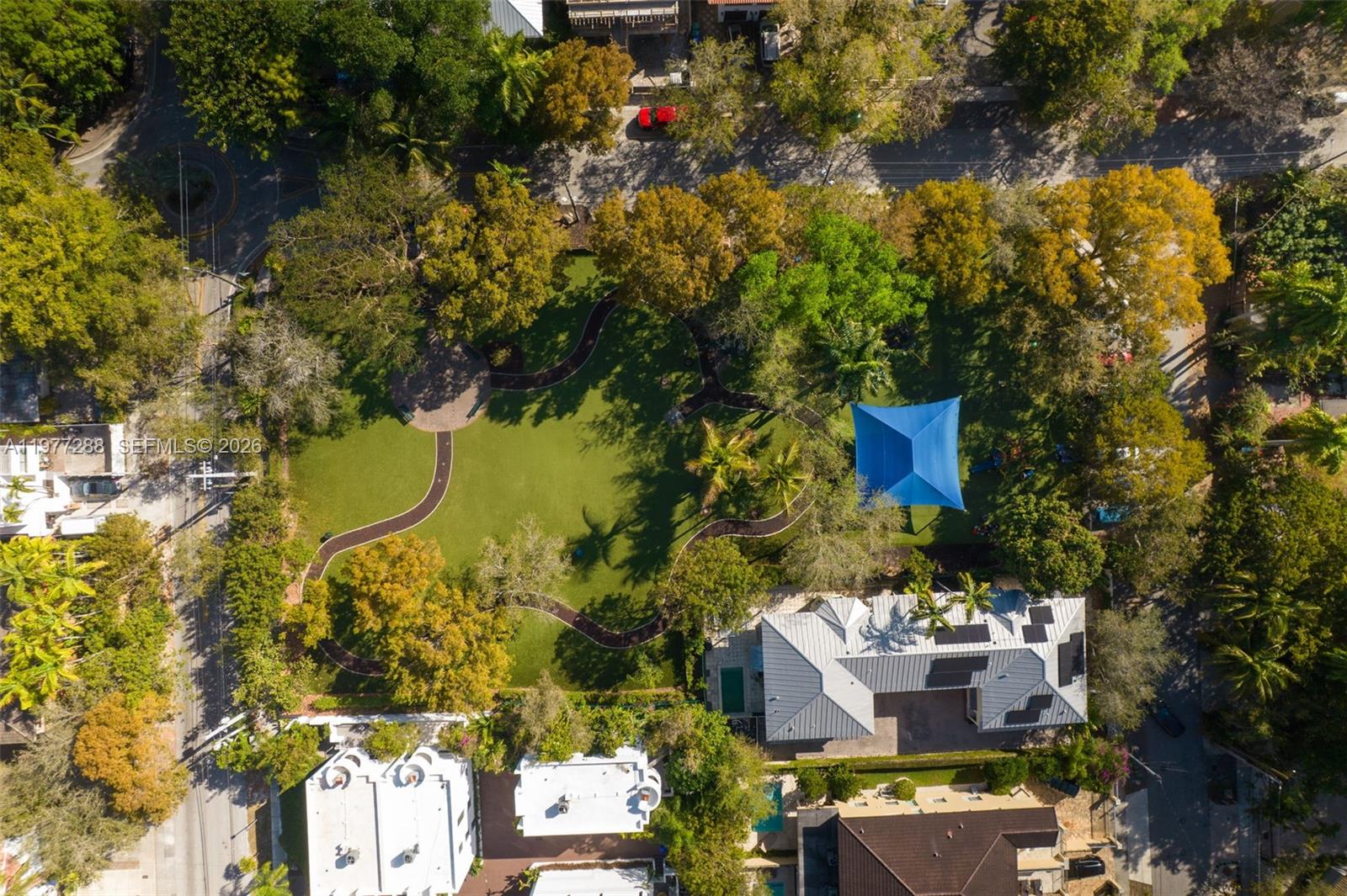 2977 Bridgeport Ave Miami, FL 33133