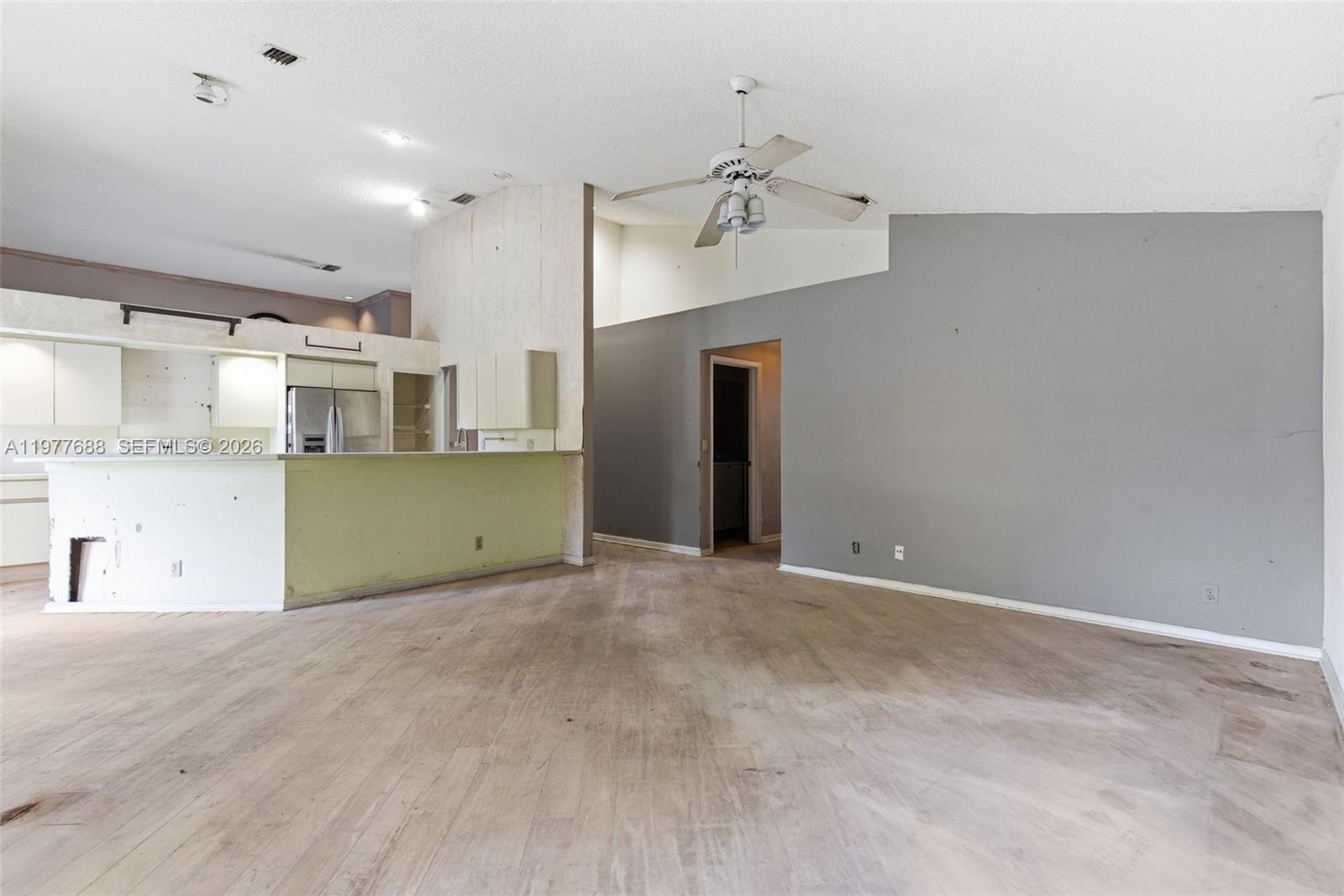 10784 Avenida Santa Ana Boca Raton, FL 33498