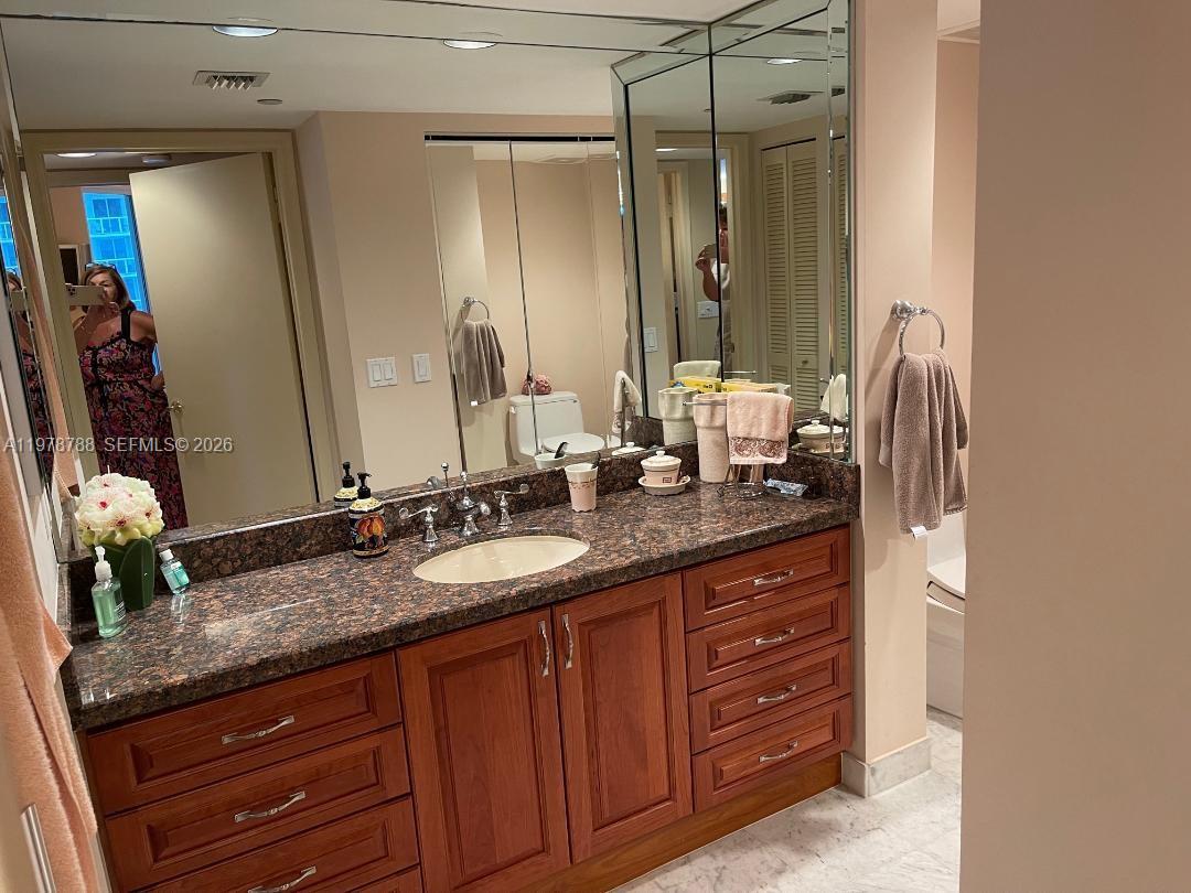 16445 Collins Ave #2328 Sunny Isles Beach, FL 33160