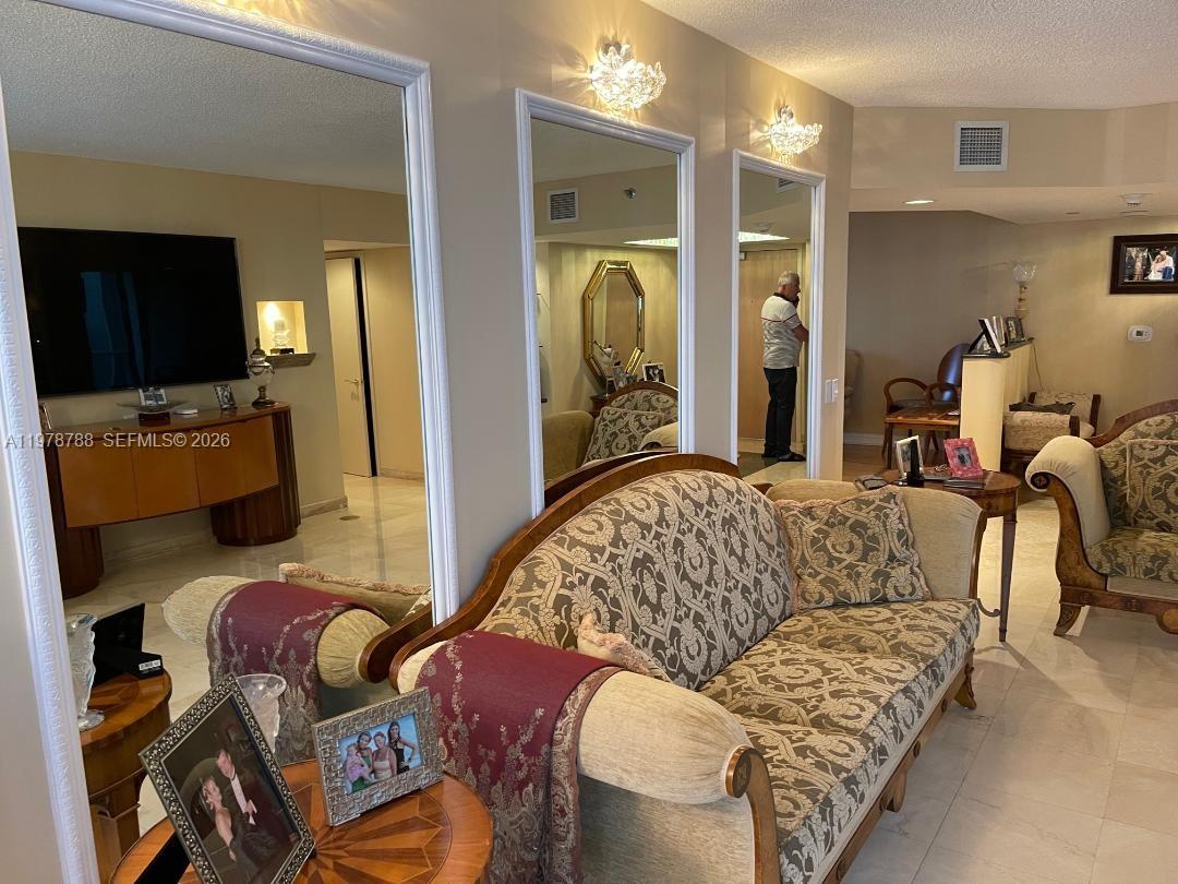 16445 Collins Ave #2328 Sunny Isles Beach, FL 33160