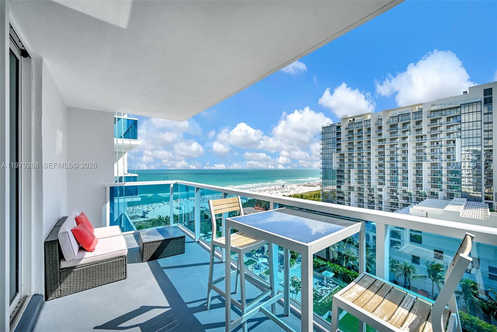 2301 Collins Ave #1204 Miami Beach, FL 33139