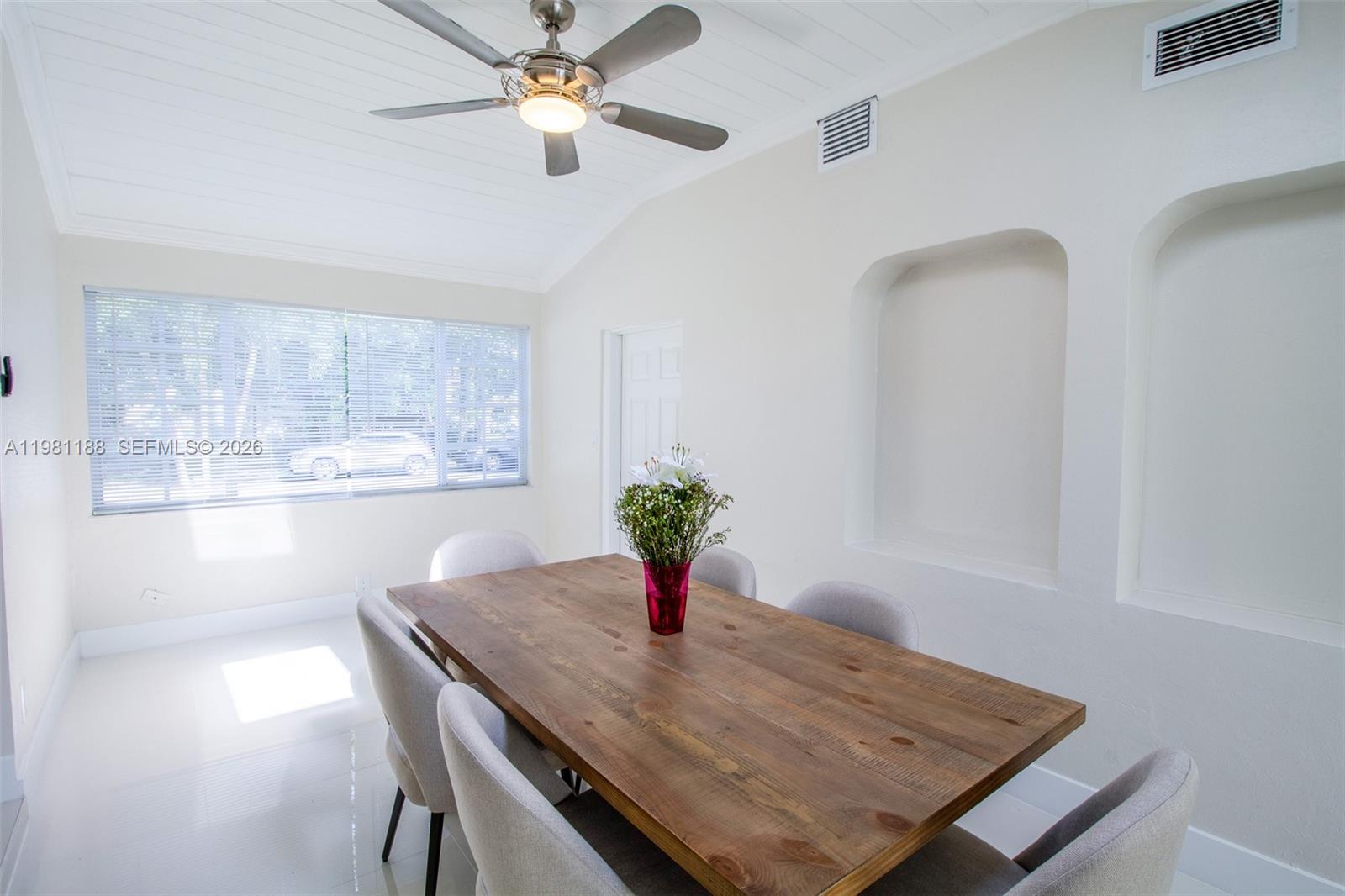 2727 Calusa St Miami, FL 33133