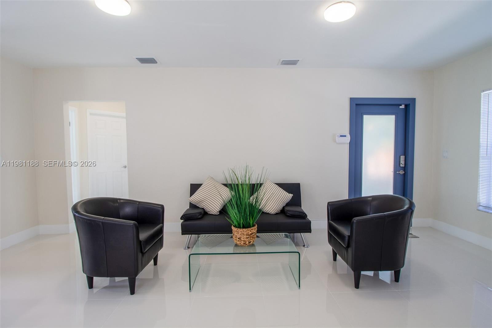 2727 Calusa St Miami, FL 33133