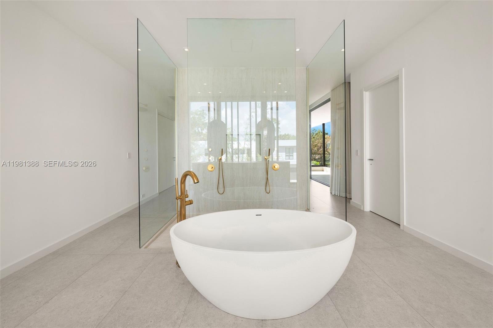 7700 SW 50th Ct Miami, FL 33143